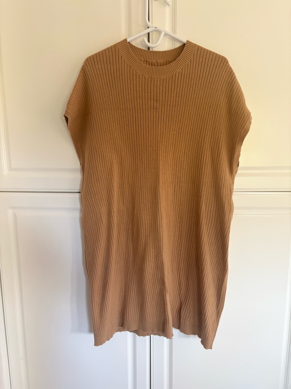 Never worn Ribbed Midi Dress in Camel